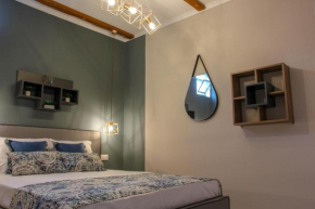 Lamprini's Deluxe Studios, Thasos